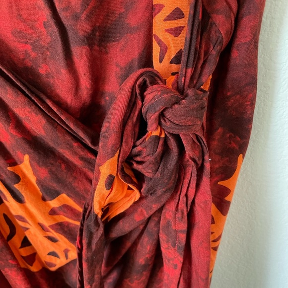 PINEAPPLE MOON Sleeveless Wrap Dress Size M - Picture 4 of 8